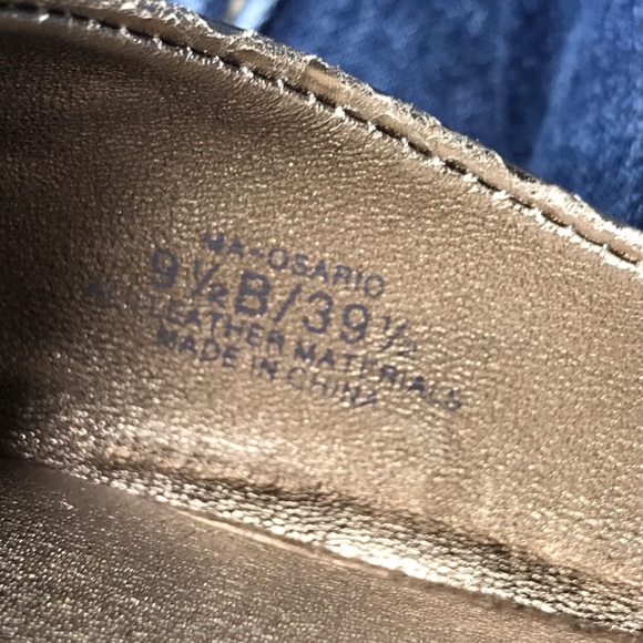 BCBGMaxAzria Osario Metallic Leather Platform Heel - Picture 9 of 11